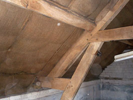 Hessian roof lining