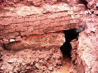 Culvert Exposed 28th September 2006